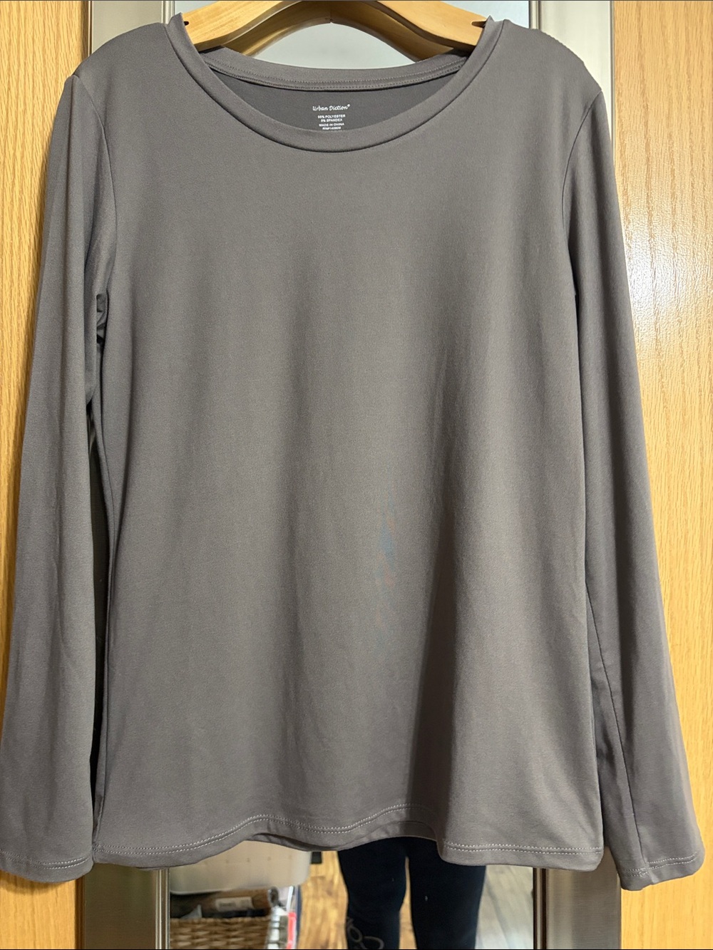 Urban Diction Taupe Gray Long Sleeve Crewneck Top Size Large